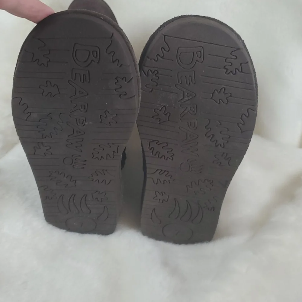 BearPaw brown suede winter boots women size 7